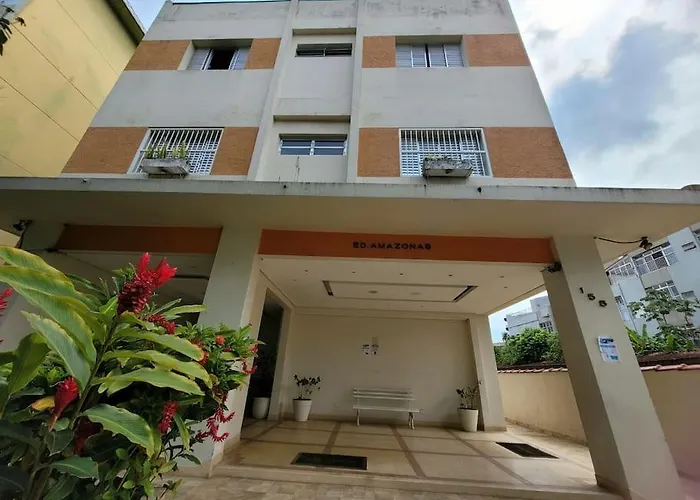 Cantinho Pérola do Atlântico - Apartamento familiar a duas quadras da praia e com duas vagas de garagem cobertas Guarujá